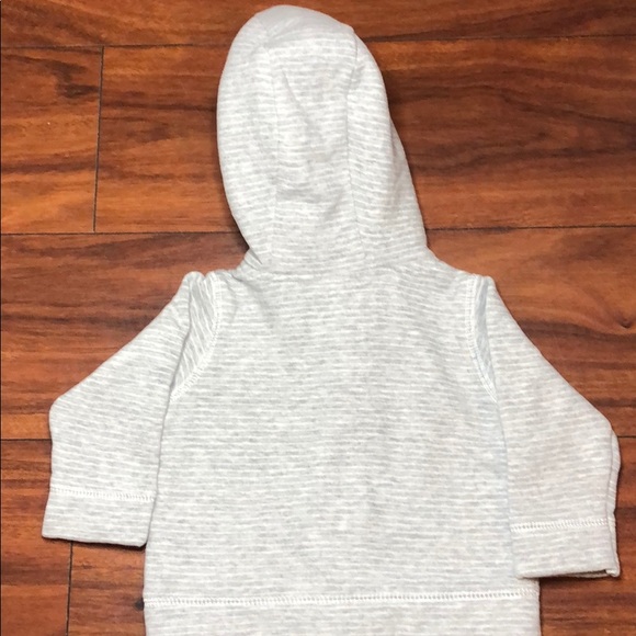 🛎 Carter’s Fleece Hood Zip Up Hoodie (SALE!) (9 Months) - Picture 3 of 6